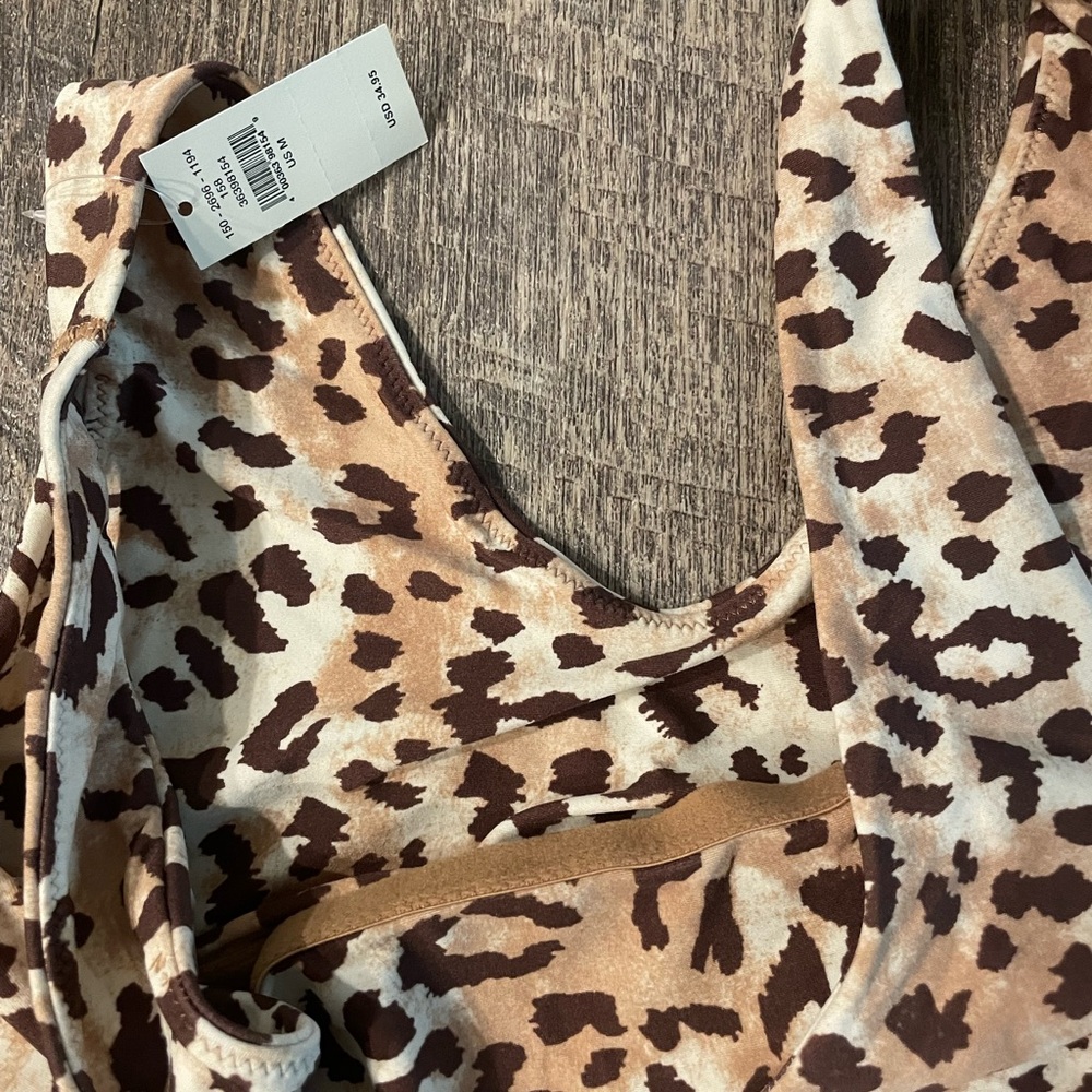 NWT Women’s Aerie Tank - Picture 3 of 3